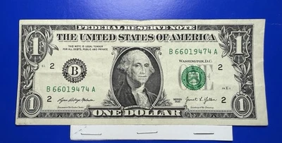 2021 $1 Dollar Bill Miss Cut Error Off Center Currency US Note . - Image 1 of 2