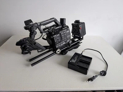 Sony PXW Fs5 II + RAW/High Framerate, 4k Camcorder + Shoulder-Rig - Bild 1 von 4