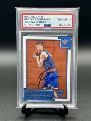 2015-16 Panini NBA Hoops #261 Rookie Autograph Kristaps Porzingis (RC, AU) - Image 1 of 2