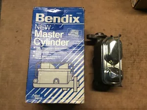 New Bendix M81035 Brake Master Cylinder - Picture 1 of 1