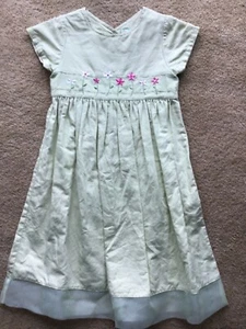 GYMBOREE GIRLS SZ 7 GREEN FLORAL DRESS M - WEDDING PARTY HOLIDAY SCHOOL - Picture 1 of 6