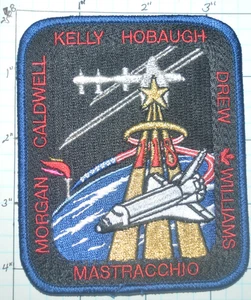 PARCHE DE RECUERDO DIBUJADO DEL TRANSBORDADOR ESPACIAL DE LA NASA STS-118 ENDEAVOUR CALDWELL KELLY HOBAUGH - Imagen 1 de 1