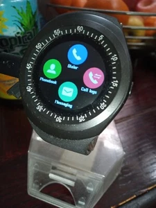 NICE BLACK GENTS/LADIES SMARTWATCH WITH BLUETOOTH, PLASTIC STRAP, NEW - Picture 1 of 7