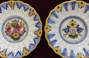 Pair of Lovely Floral Portuguese, Spanish, or Italian / Sicilian Majolica Plates - Picture 1 of 8