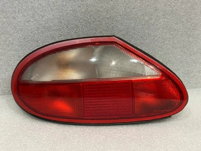 Luz trasera izquierda Jaguar XK8 1997 1998 1999 Foto 1 de 4