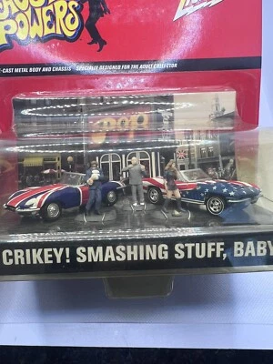 Crikey! Smashing Stuff, Baby!  Johnny Lightning Austin Powers Shaguar /Corvette - Image 1 of 4