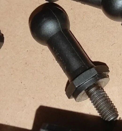 X1 Support cache moteur fixation Audi A3 8p 038103164 golf 5 touran leon Passat - Photo 1/1