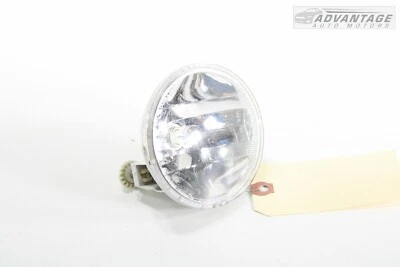 2018-2021 CHEVROLET TRAVERSE FRONT BUMPER PASSENGER SIDE FOG LIGHT LAMP OEM - Image 1 of 4