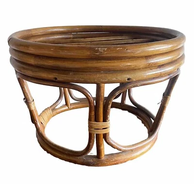 VINTAGE Bambú Madera Curvada Ratán Redondo Otomano Pie Taburete Planta Soporte Boho MCM Foto 1 de 4
