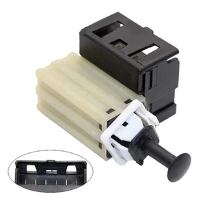 Interruptor de luz de freno para Chrysler 200 Dodge Avenger Jeep Compass Patriot 56054001 - Imagen 1 de 7