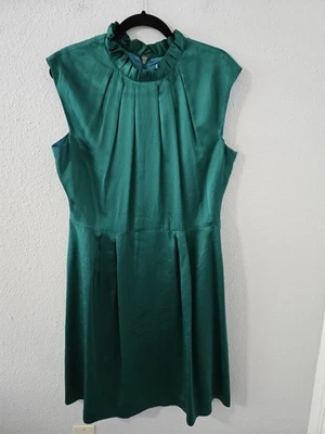 Vintage Antonio Melani Emerald Green Dress Holiday Party Sz 12 Belt Loops - Image 1 of 4
