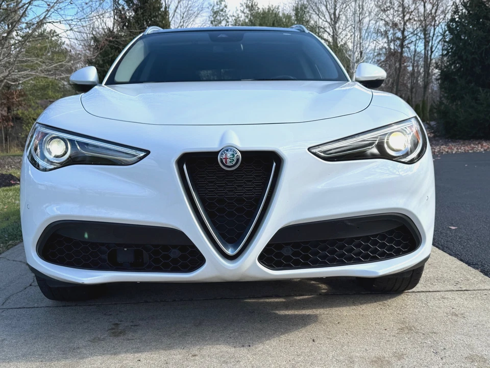 2019 Alfa Romeo Lusso Ti Q4  - Изображение 1 из 4