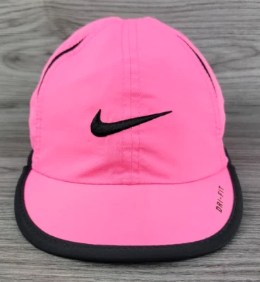 Nike Dri Fit Sombrero Niño Pequeño Rosa Negro Bordado Logo Ajustable Exterior Informal Foto 1 de 4