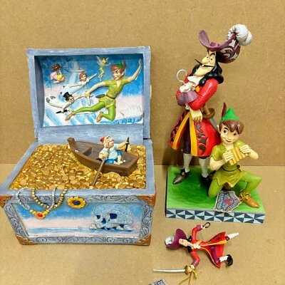 Disney Traditions Peter Pan Chest + Peter Pan and Hook 2 Pack Figurines DAMAGED - Image 1 of 4