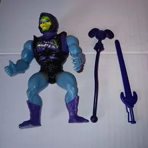 Figura de colección MOTU Masters Of The Universe He-Man Skeletor 1983 armadura de batalla - Imagen 1 de 3