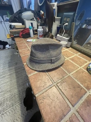 VINTAGE DOBBS TWEED FIFTH AVENUE MENS WOOL SIZE 7 1/4  DRESS HAT - Image 1 of 4