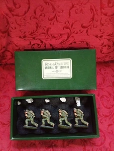 4x Vtg Early King Country 1:30 MC008 Marine Running Usmc Ww2 Figure Diorama - Picture 1 of 5