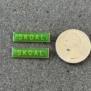 Lot of 2 Skoal Chewing Tobacco Vintage Pins Pinbacks #48198 - Picture 1 of 3