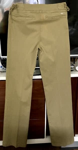 JEANS CERRUTI-Color Caqui 98% Algodón 2% Elastano Talla: 46 Ver medidas - Imagen 1 de 8