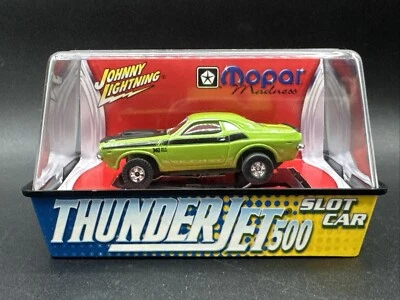 2005 Johnny lightning THUNDER JETS 500 SLOT CAR GREEN 1970 DODGE CHALLENGER T/A  - Image 1 of 4