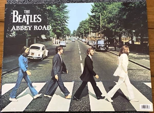 Póster de los Beatles Abbey Road 2002 Funky 18"" x 24"" NUEVO - Imagen 1 de 3