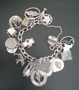 Pulsera vintage de plata de ley con 16 dijes de viaje de los años 60, 8", Hawaii, Nassau, Canadá - Imagen 1 de 10