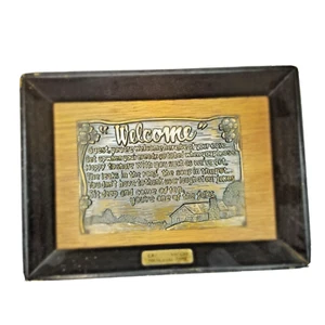 Metall Wandbild Dekor SAGEN Willkommen Gast leicht Folk SITZEN TIEF Haus Erwärmung Geschenk - Bild 1 von 9