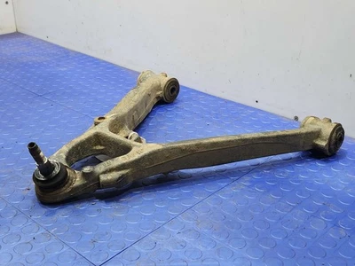 Brazo de control inferior delantero de hierro fundido GM Tahoe Yukon Avalanche lado del conductor izquierdo OEM Foto 1 de 4