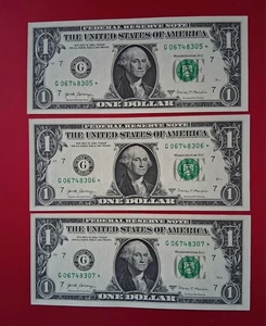 Lot of 3 CONSECUTIVE 2017A $1 (ONE DOLLAR) - STAR NOTE - LOW RUN, 500k SHEETS - Picture 1 of 3