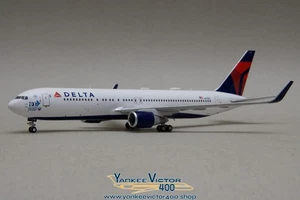 Delta Air Lines 767-300 N171DZ (D-Día 80 aniversario) Modelo Panda 1:400 - Imagen 1 de 6