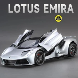 Coche modelo deportivo Lotus Emira 1:24 con características de luz y sonido - Imagen 1 de 4