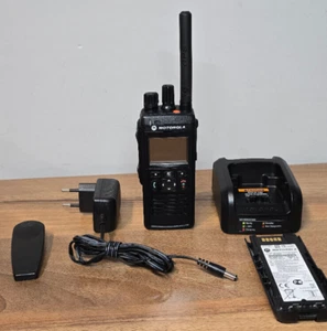 Motorola MTP3500 MTP 3500 350-470 mhz HAM tetra radio z wzmacniaczem ładowarki - Zdjęcie 1 z 9