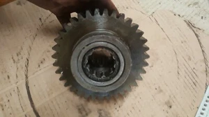 IHC 955 1055 Getriebe Zahnrad Reduziergetriebe 35 Zähne - Bild 1 von 5