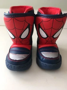 Disney Spiderman Snow Boots Light Up Slip On Toddler Size 5 NEW - Picture 1 of 7