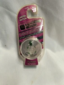 Limited Edition, Looking Glass Torch Sculpture / Turbo the Tortoise Hand Crafted - Bild 1 von 6