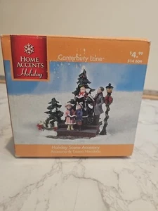 Home Accents Holiday Canterbury Lane Accessorio per Scena di Vacanze Famiglia Canto... - Foto 1 di 5