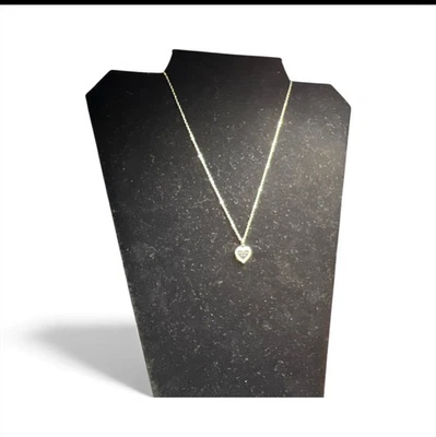 COLLAR MICHAEL KORS TONO PLATA FORMA CORAZÓN ENCANTO CRISTAL ACERO INOXIDABLE Foto 1 de 4