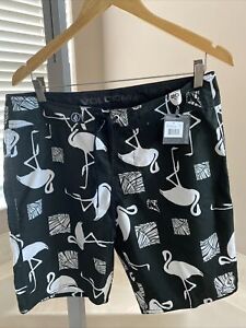 Valcom board-shorts 32 Flamingo Print