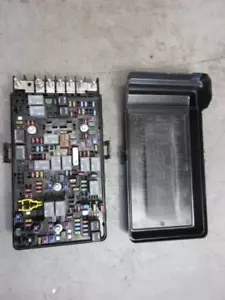 2018 Jeep Wrangler JL OEM Fuse Box Power Distribution Center 68250645 - Picture 1 of 9