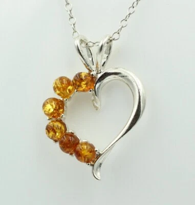 Ciondolo A Forma Di Cuore In Argento 925 Con Collana E Cuore Di Ambra - Immagine 1 di 4