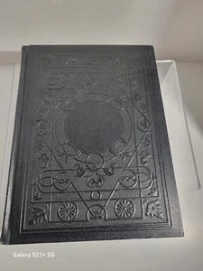 Compton's Pictured Encyclopedia #2 - Picture 1 of 10