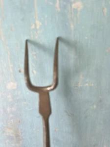 Iron toasting fork cira 1840 - Picture 1 of 9