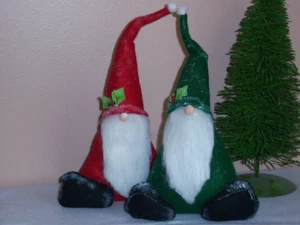 ~PaTTeRn~PRiMiTiVe Doll Santa Gnome Santa SHeLf SiTTeR CuPBoArd TuCk~ - Picture 1 of 3