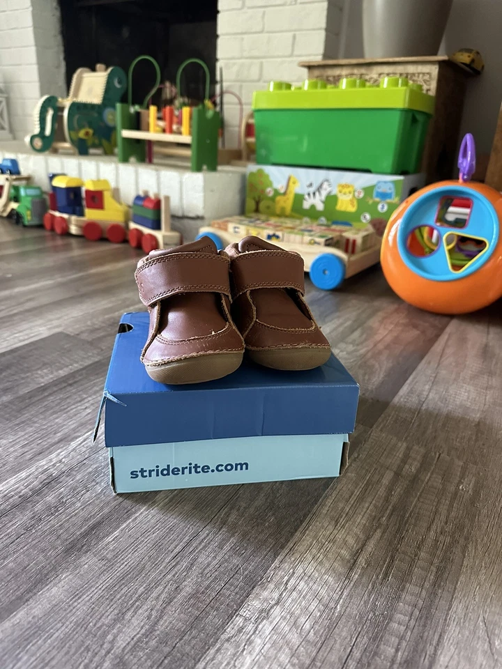 Stride Rite Marrón Suave Movimiento Zapatos Talla Niños Unisex Tenis Zapatos 5.5 Foto 1 de 4