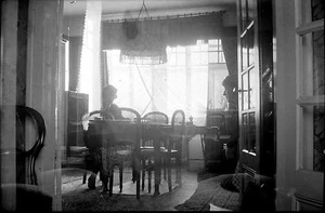 Doble Exposición Mujer Sentada Salón - Antiguo Negativo Foto A. 1920 - Picture 1 of 1