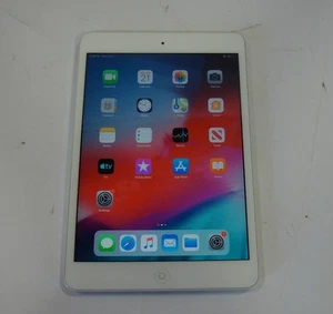 Apple iPad Mini 2 A1489 16GB (WiFi) Silver/White iPad - Picture 1 of 5