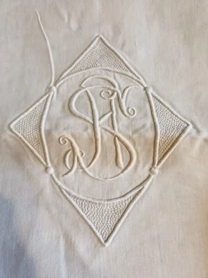 Ancien drap en fil monogramme SA entrelacé dans un losange drap 07 ref 906 - Photo 1/4