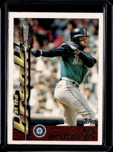 1995 Topps Traded & Rookies #2 Ken Griffey Jr. - Picture 1 of 2