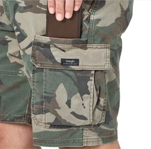 Men's Wrangler Relaxed Fit Cargo Shorts w/ Stretch Green Brown Camo CHOOSE SIZE - Picture 1 of 11