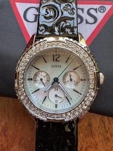 Nuovo autentico orologio GUESS Rock Candy pelle nera cinturino logo G G96022L nuovo con etichetta - Foto 1 di 2